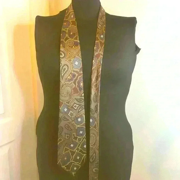 Vintage 80s John Clarendon Men’s Paisley Classic Width 100% Silk Tie Made in USA - Picture 2 of 5